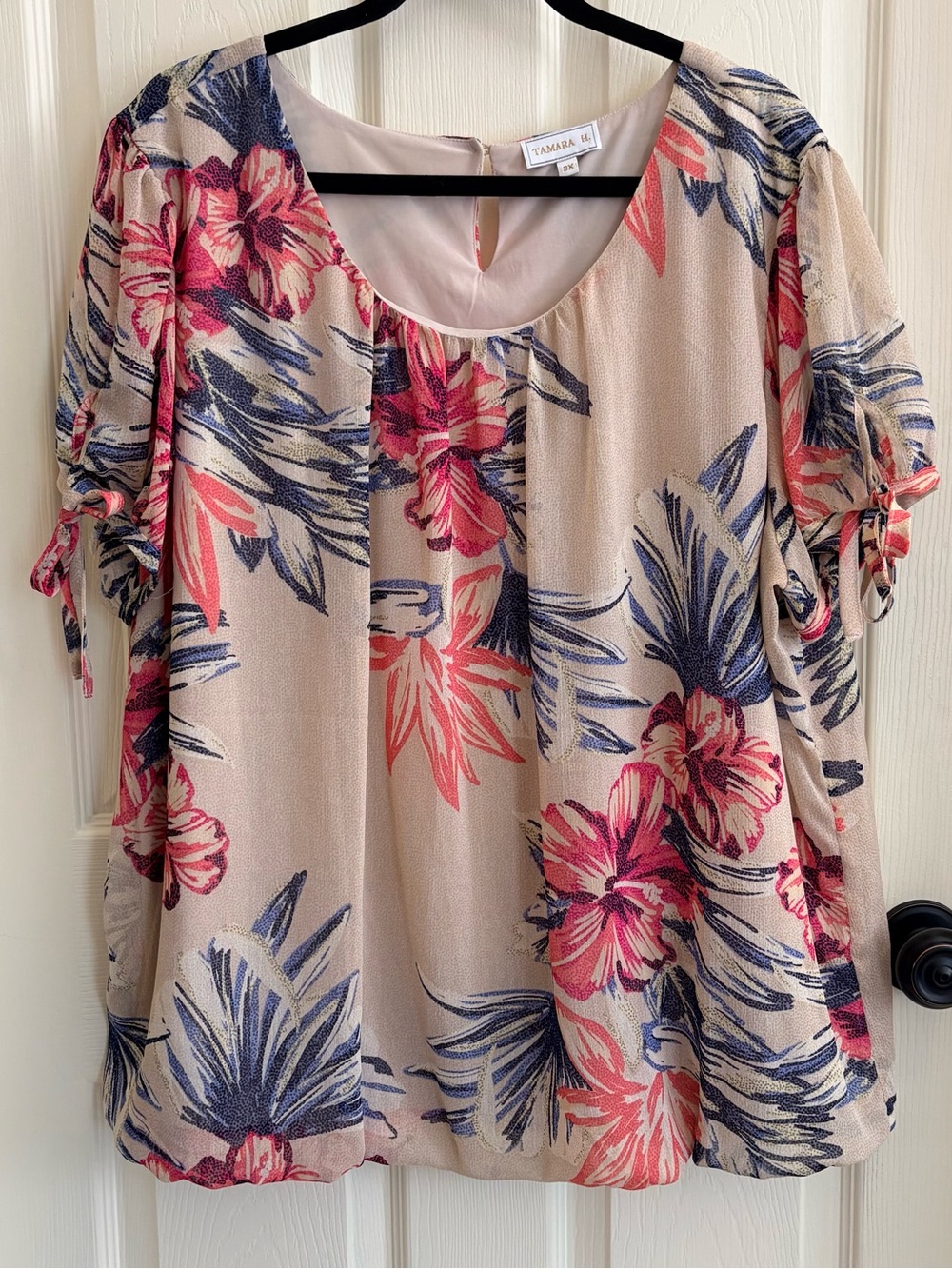 Tamara H. Floral Scoop Neck Blouse in Tan with Pink and Navy Print 3X